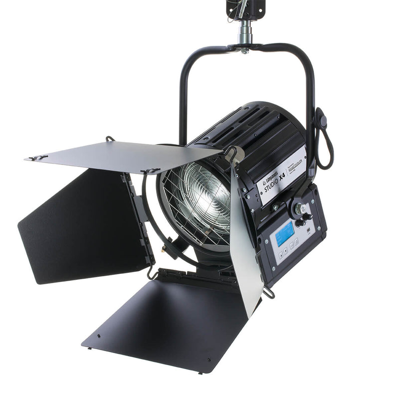 LITEPANELS Studio X4 Daylight 150W LED Fresnel (pole op) - 960-4211