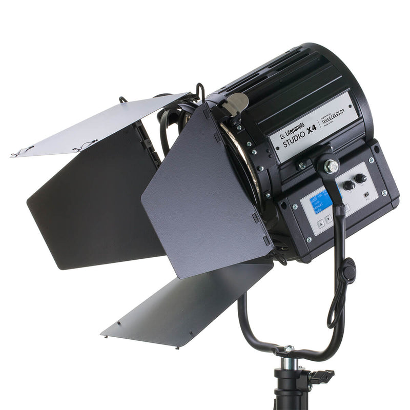 LITEPANELS Studio X4 Bi-Color 150W LED Fresnel (pole op) - 960-4213