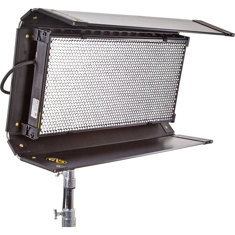 Kino Flo FreeStyle 21 LED DMX Ki Universal w/ Travel Case - KIT-F21U