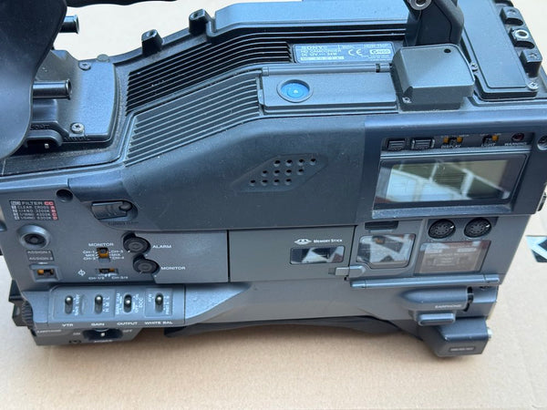 USED Sony HDW-750P HDCAM Camcorder with HDVF-20A Viewfinder