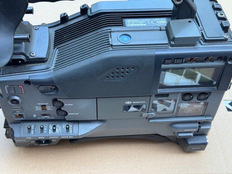 USED Sony HDW-750P HDCAM Camcorder with HDVF-20A Viewfinder
