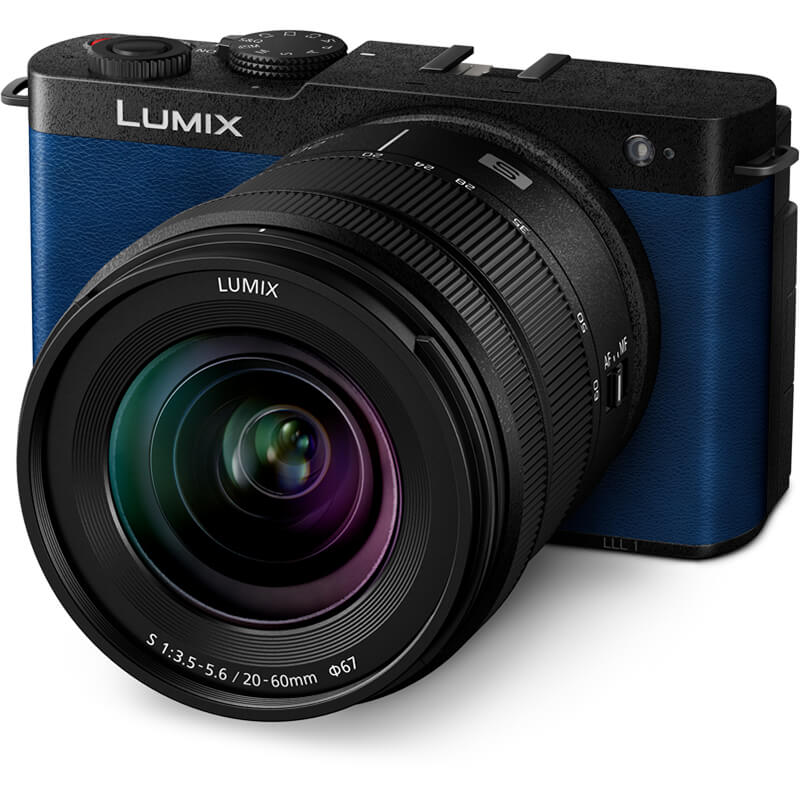 Panasonic DC-S9K Kit with S9 Body + LUMIX S 20-60mm / F3.5-5.6 Lens Blue