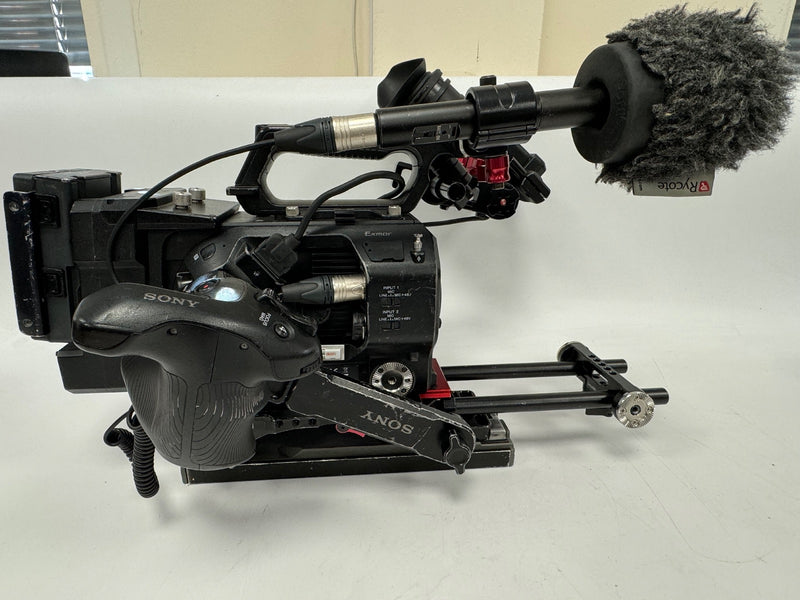 USED Sony PXW-FS7 Mark 1 4K Camera Kit