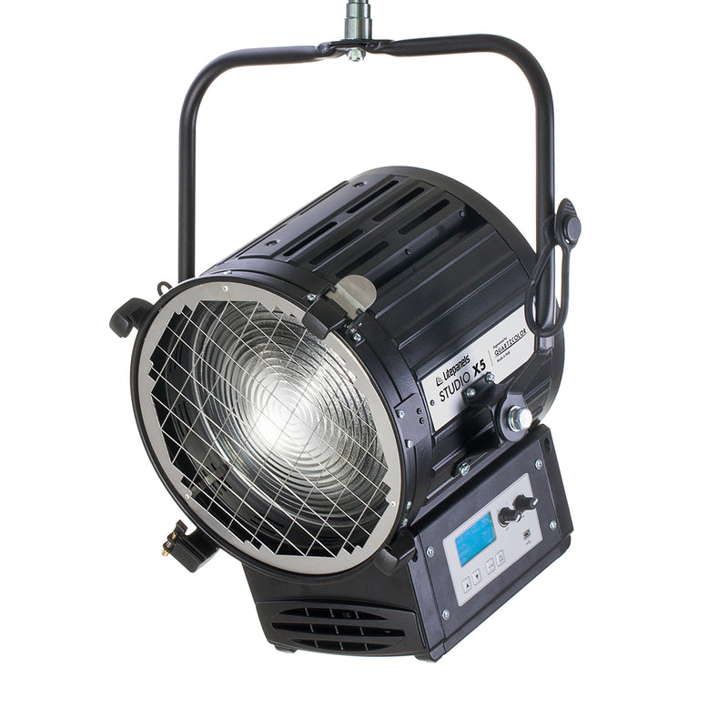 LITEPANELS Studio X5 Daylight 200W LED Fresnel (standard yoke) - 960-5201