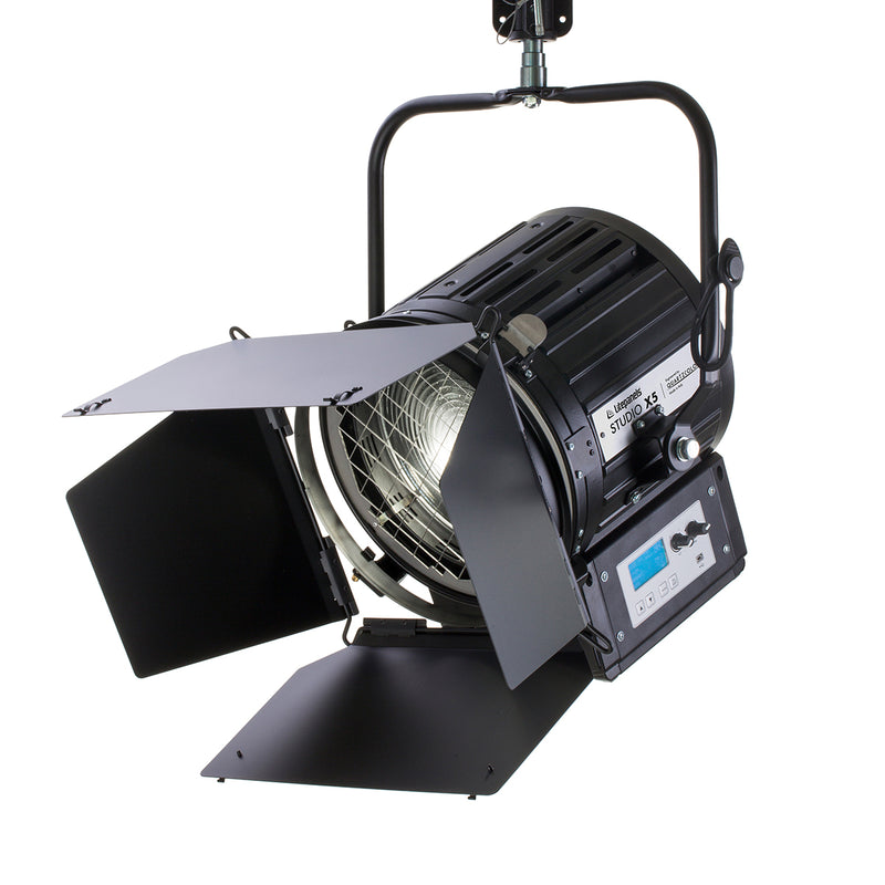 LITEPANELS Studio X5 Daylight 200W LED Fresnel (standard yoke) - 960-5201